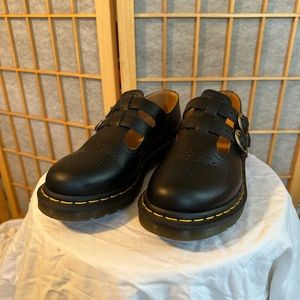 Brand new without tags Doc Marten Maryjanes Sz7